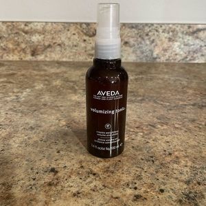 Aveda Volumizing Tonic